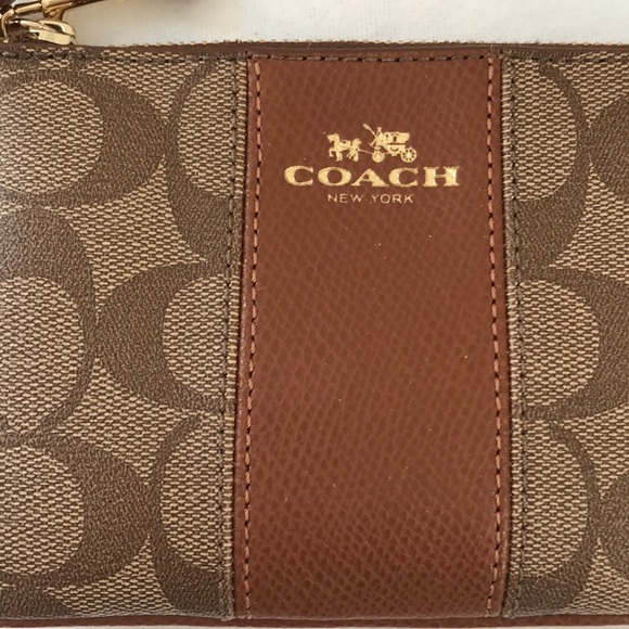 Coach Wristlet - Picture 3 of 5